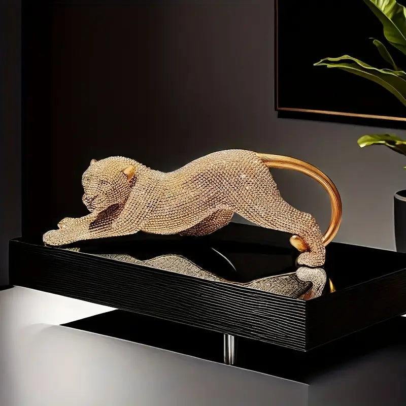 Estatua de Leopardo dourada